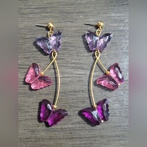 Vintage Avon Gorgeous Gold Tone Pink & Purple Butterfly Earrings